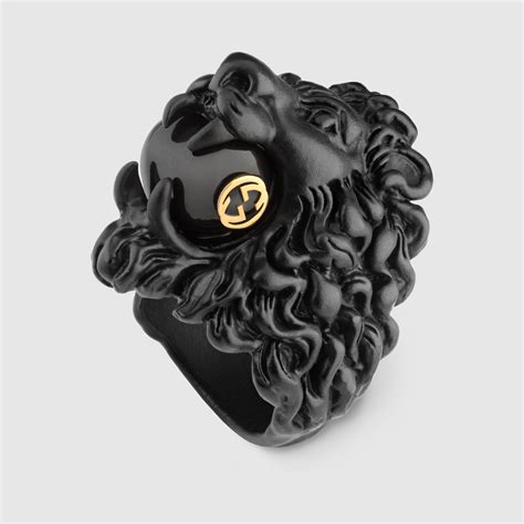 gucci lion ring pearl.